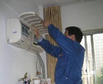 空调漏水是什么原因  空调漏水怎么办