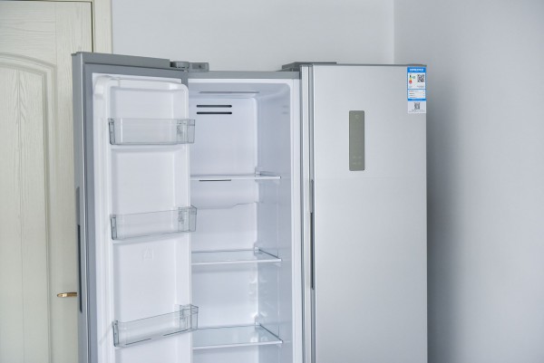 冰箱如何去除腥味 冰箱的异味能用什么去除
