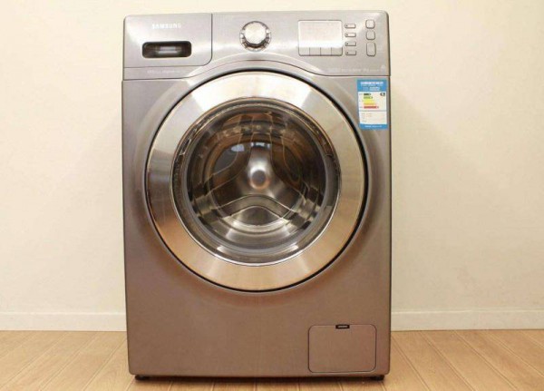 自动洗衣机漏水是什么原因 自动洗衣机漏水如何处理