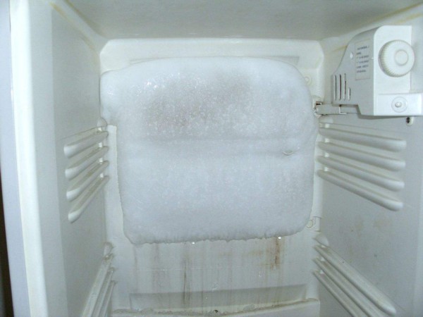 冰箱发热是什么原因