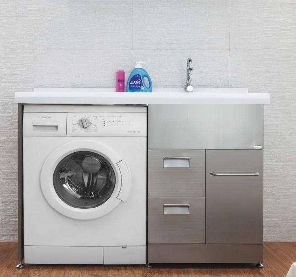 海尔洗衣机显示E4是什么原因 海尔洗衣机显示E4维修