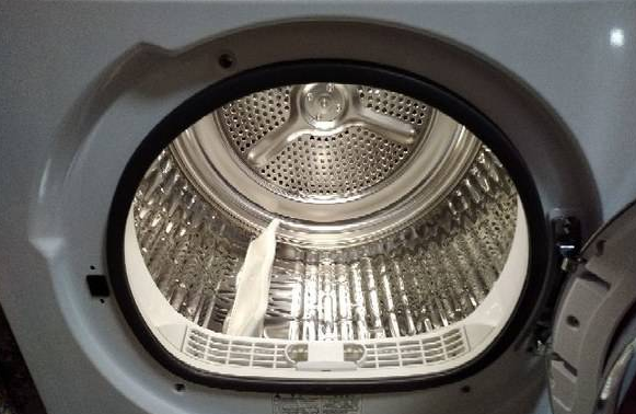 洗衣机溢水什么意思 洗衣机溢水什么意思维修方法