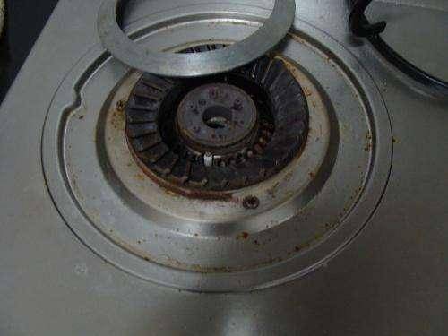 为什么煤气灶经常打不着火 煤气灶经常打不着火的维修方法