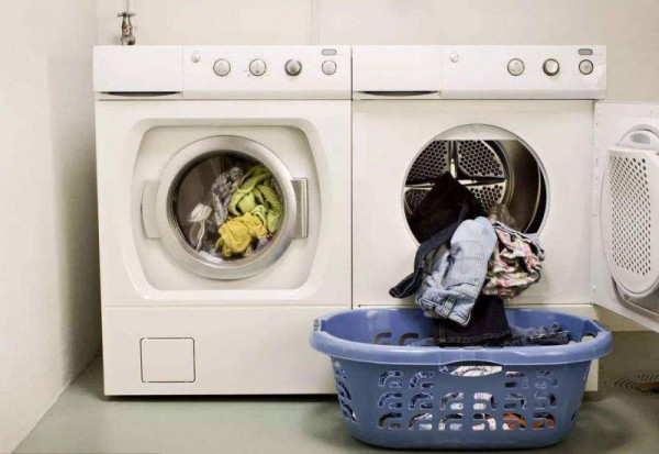洗衣机脱水电机不转嗡嗡响的原因   洗衣机脱水电机不转嗡嗡响的解决方法
